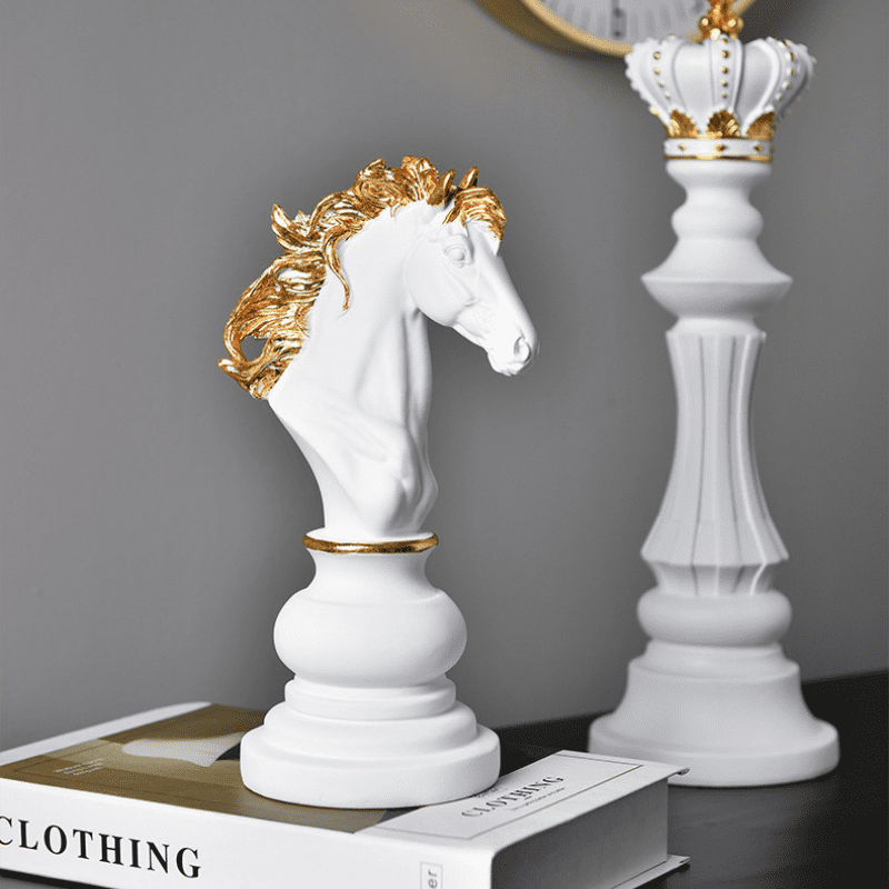 Estatueta Decorativa Para Mesa Peças de Xadrez em Resina
