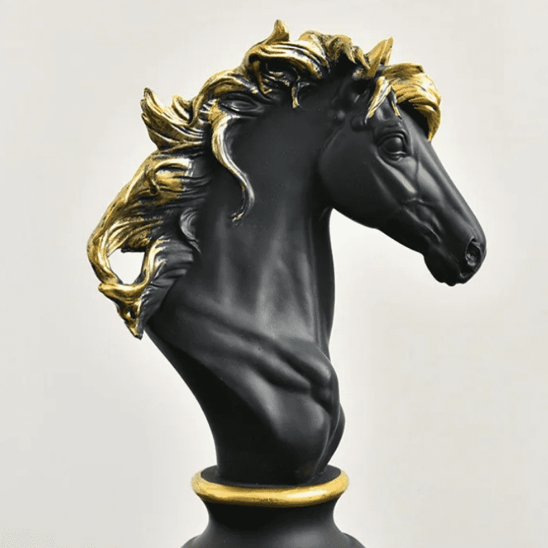 Estatueta Decorativa Para Mesa Peças de Xadrez em Resina