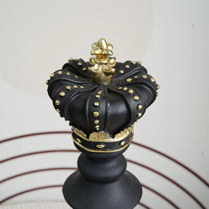 Estatueta Decorativa Para Mesa Peças de Xadrez em Resina