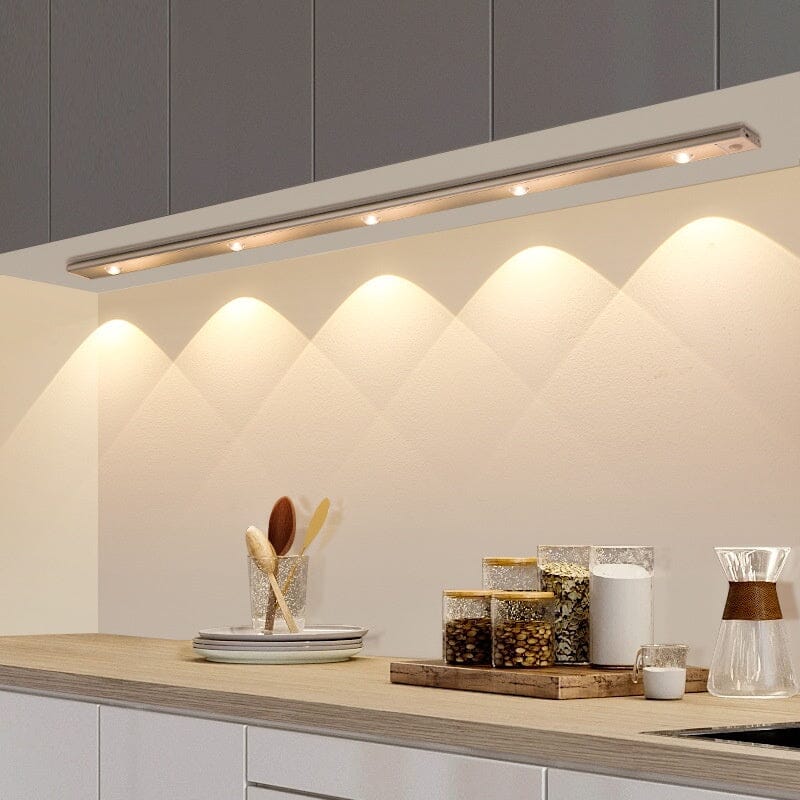 Luminária LED com Sensor [ESTOQUE LIMITADO]